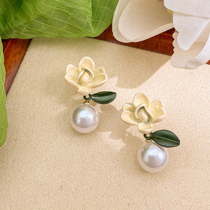 Elegant Pearl Earring for Every Occasion