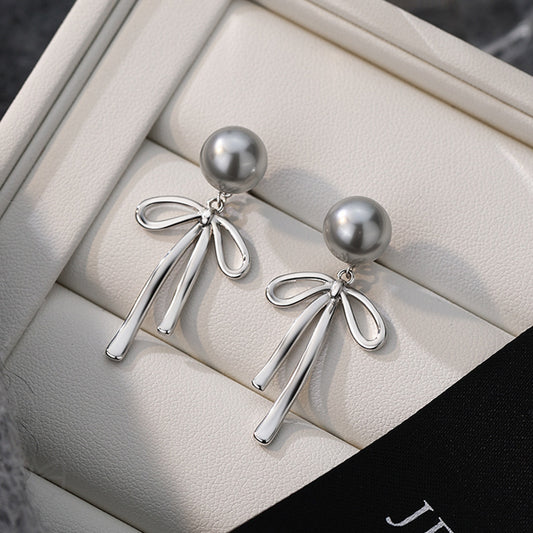 Charming Piece for Any Occasion