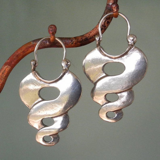 Romantic Silver Earring for Special Moments