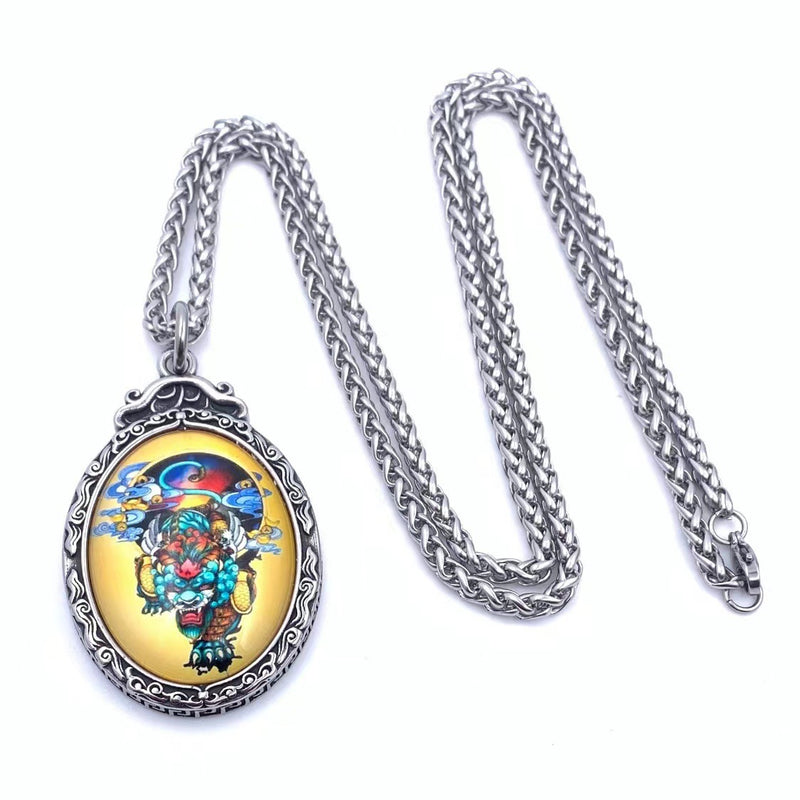 Charming Pendant for Any Occasion