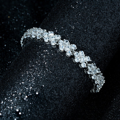 Beautiful Bracelet with Unique Style
