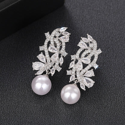 Charming Pearl Earring for Any Occasion