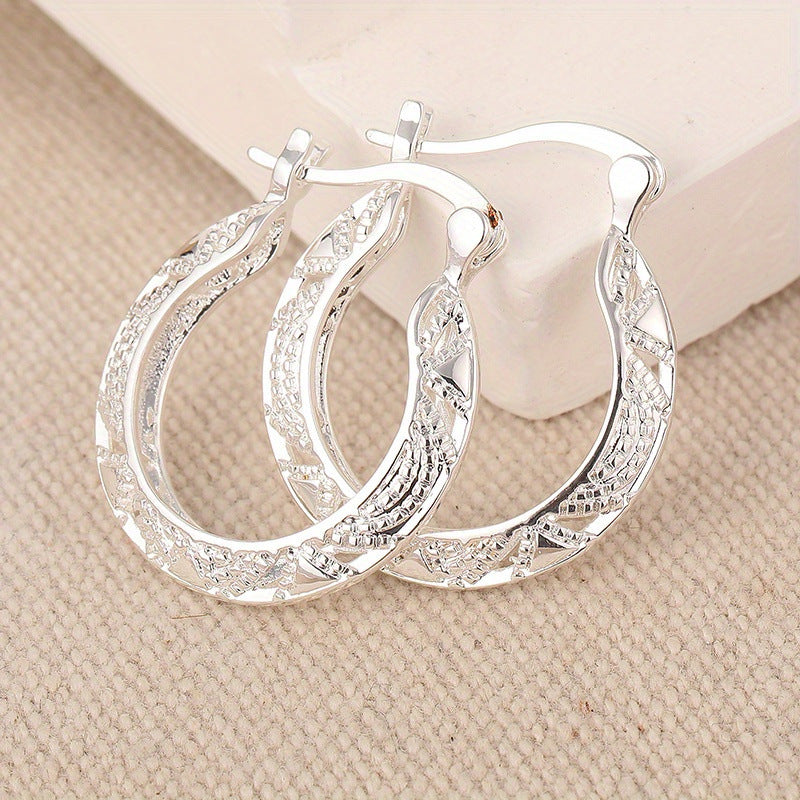Classic Earring with Timeless Appeal