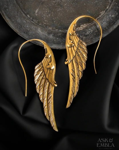 Classic Earring with Timeless Appeal