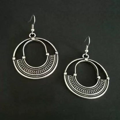 Charming Earring for Any Occasion