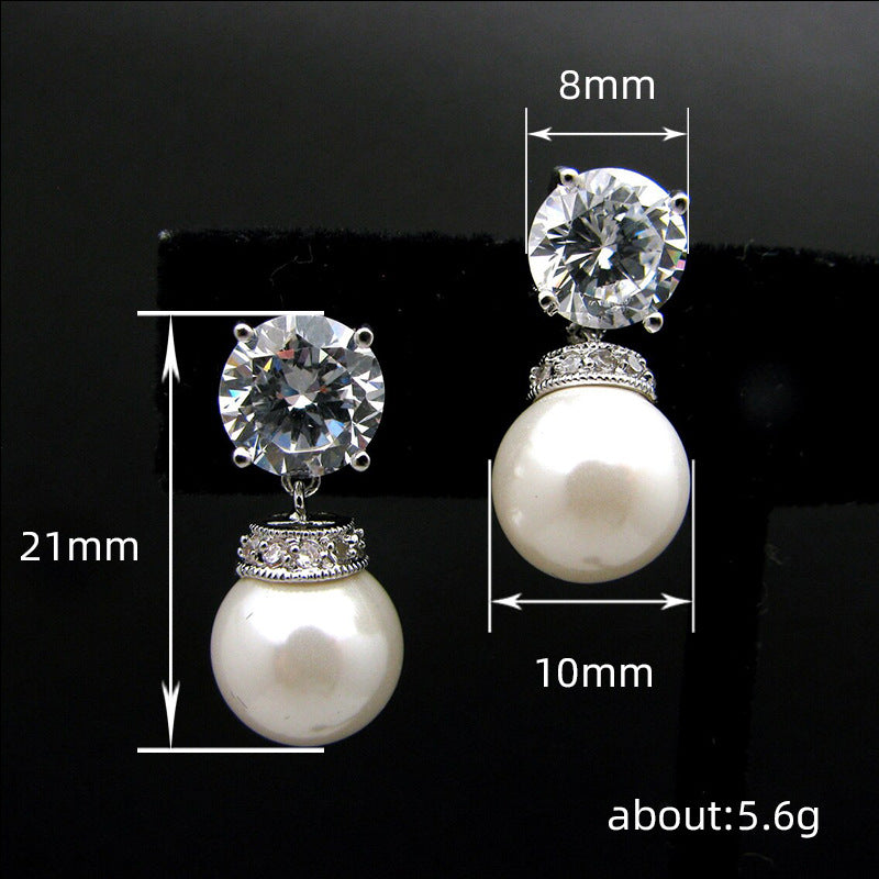 Romantic Pearl Earring for Special Moments