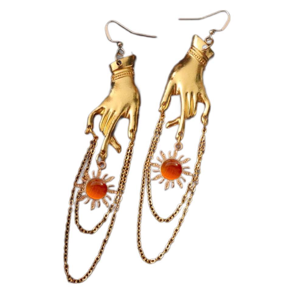 Elegant Gold Earring for Every Occasion