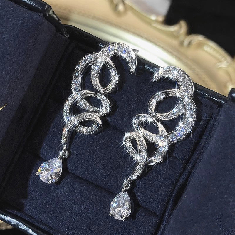 Charming Earring for Any Occasion