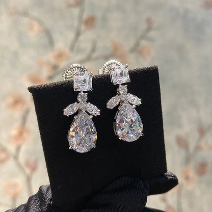 Classic Earring with Timeless Appeal
