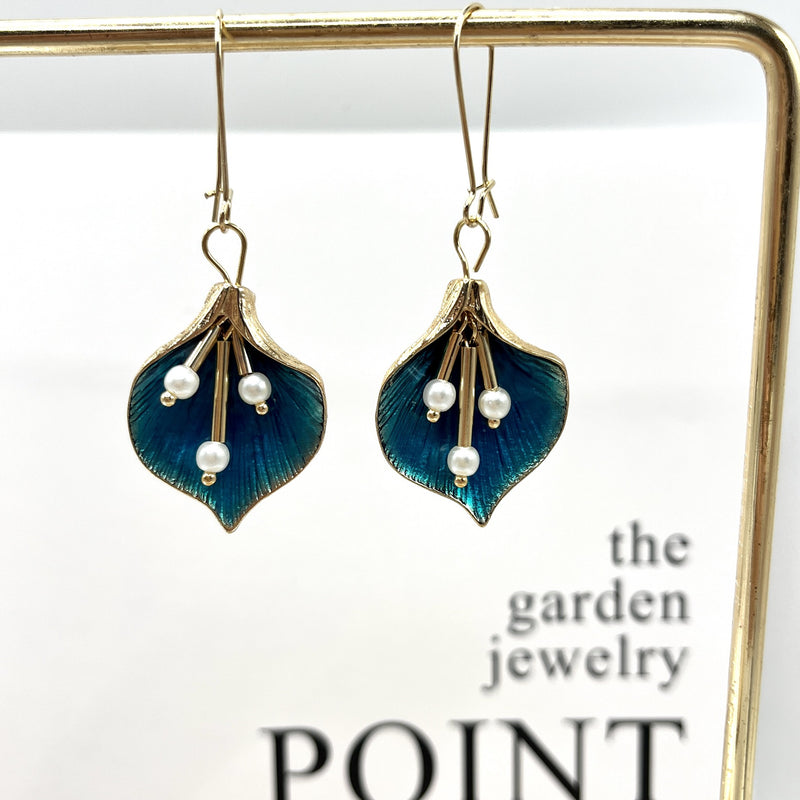 Romantic Earring for Special Moments