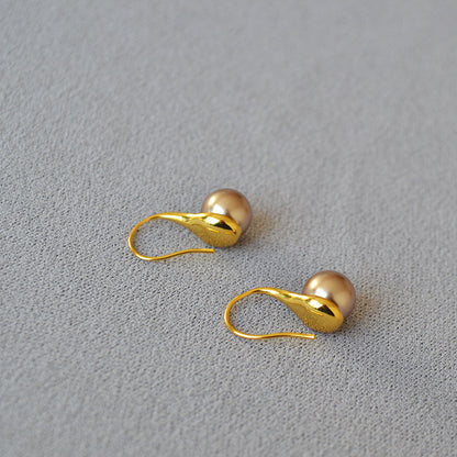 Romantic Silver Earring for Special Moments