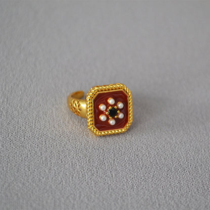 Classic Pearl Ring with Timeless Appeal