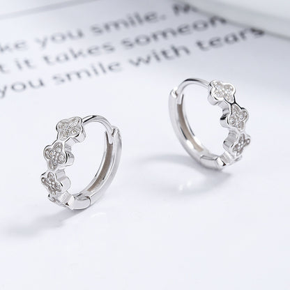 Charming Earring for Any Occasion