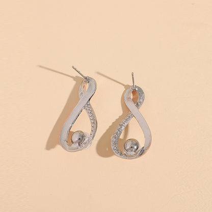 Classic Pearl Earring with Timeless Appeal