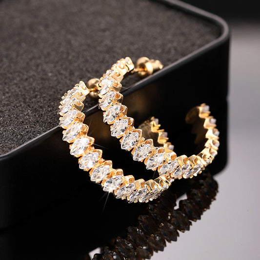 Classic Earring with Timeless Appeal