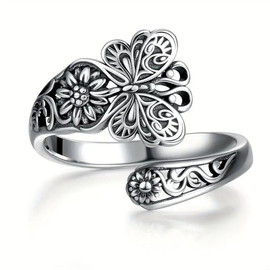 Classic Ring with Timeless Appeal