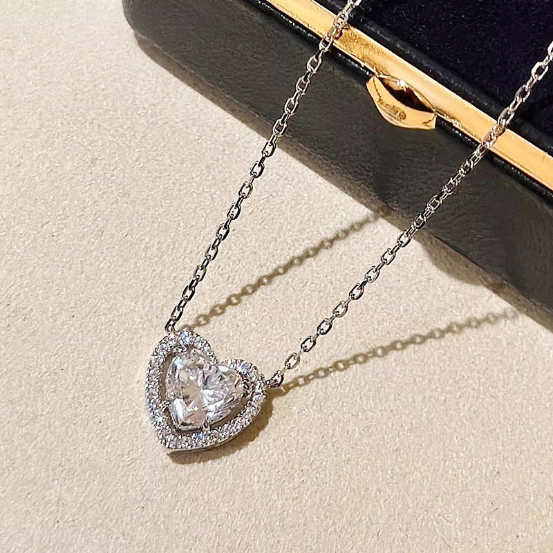 Stunning Necklace for Daily Wear