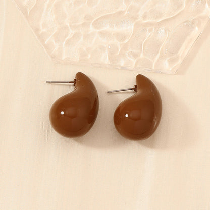 Classic Earring with Timeless Appeal