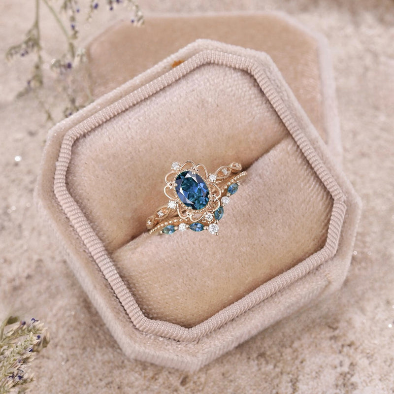 Romantic Gold Ring for Special Moments