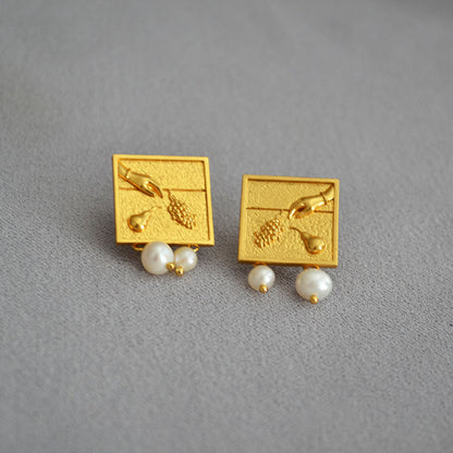 Vintage Handmade Gold Earring