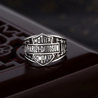 Charming Ring for Any Occasion