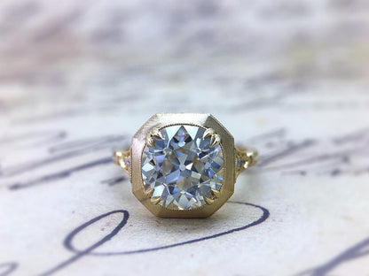 Charming Ring for Any Occasion