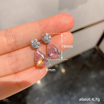 Charming Earring for Any Occasion