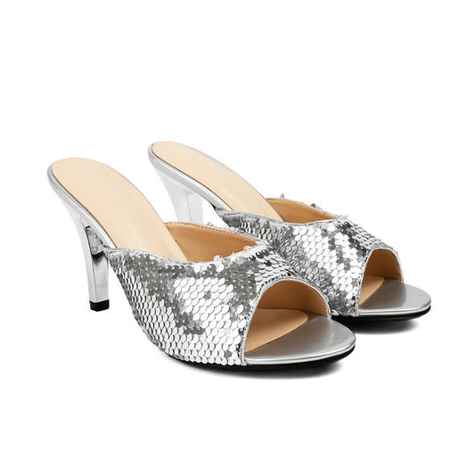 Graceful Orthopedic Sandals for Modern Look