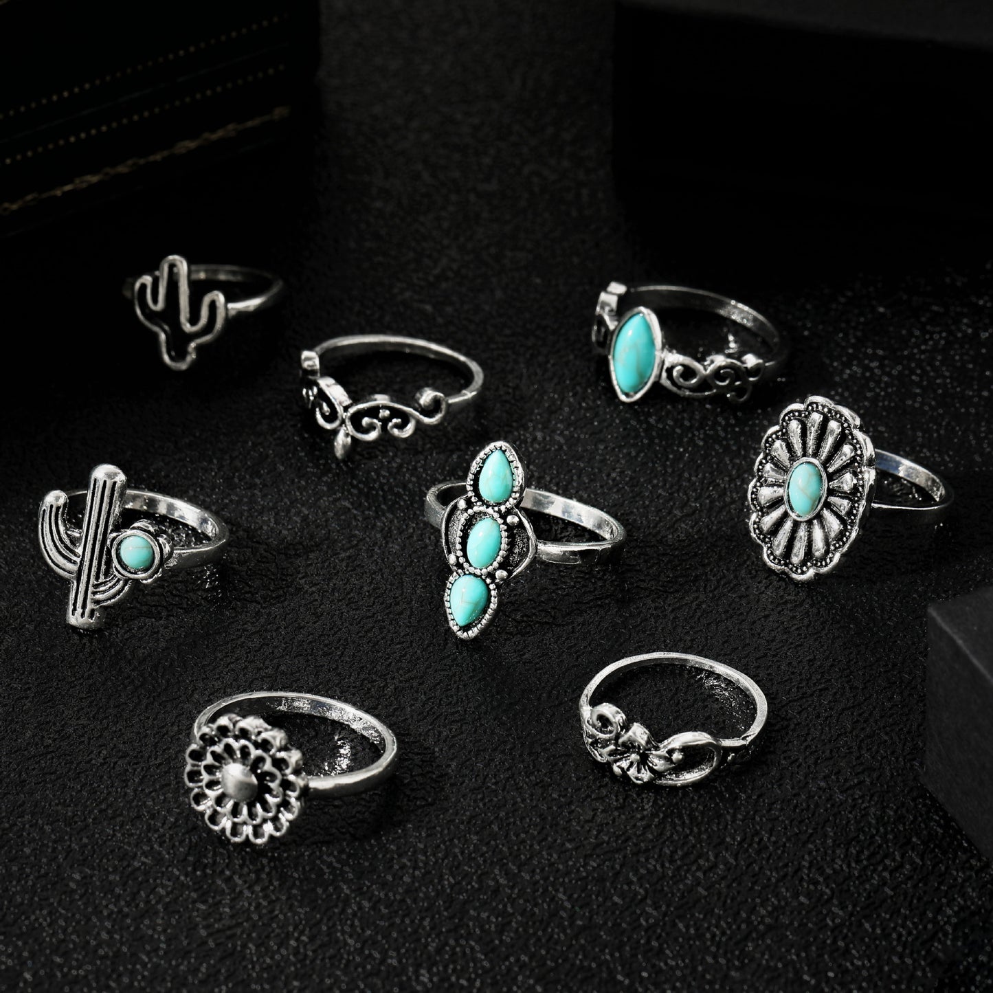 Charming Set for Any Occasion