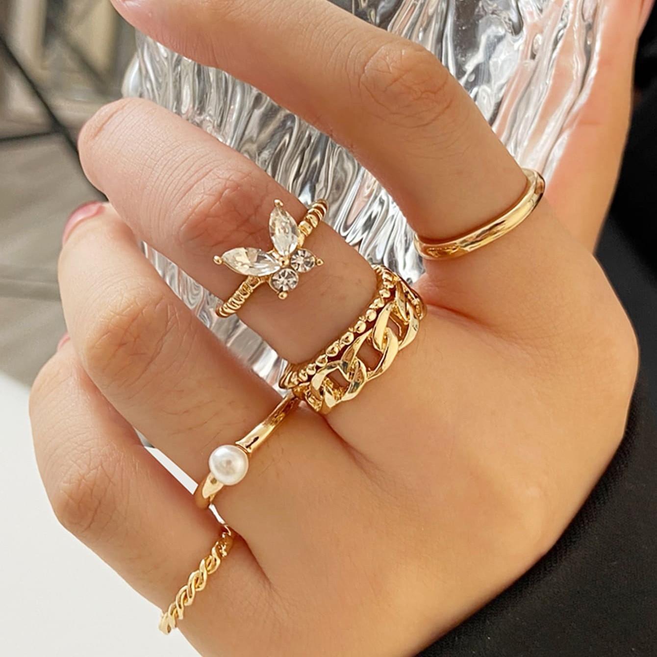 Beautiful Chain with Unique Style
