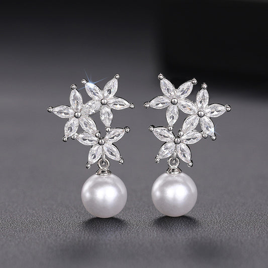 Classic Pearl Earring with Timeless Appeal