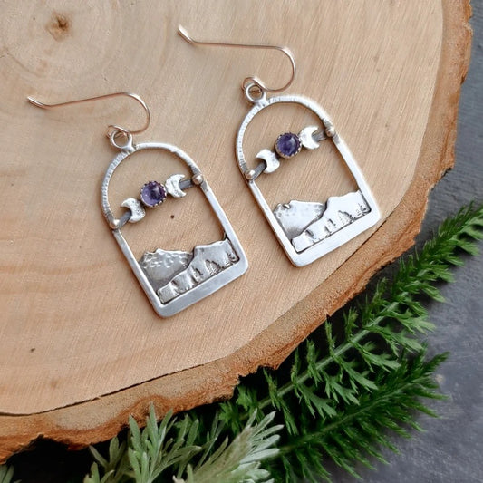 Charming Earring for Any Occasion