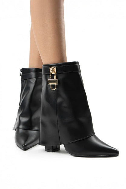 Chic Orthopedic Boots with Unique Design