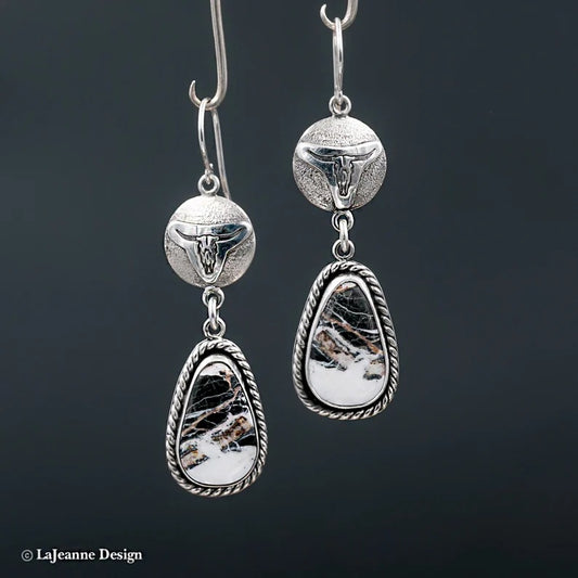 Elegant Silver Earring for Every Occasion