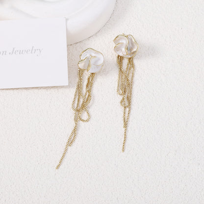 Romantic Earring for Special Moments