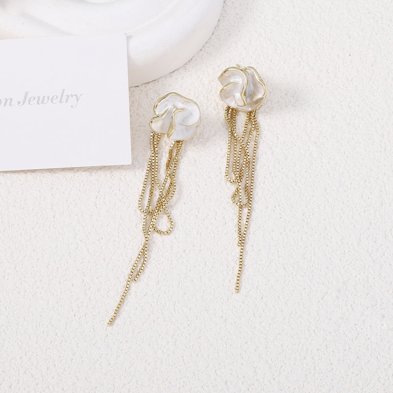 Romantic Earring for Special Moments