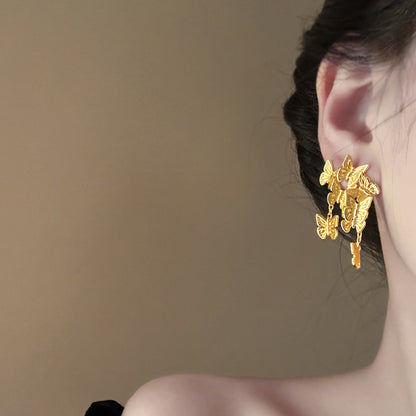 Vintage Handmade Gold Earring