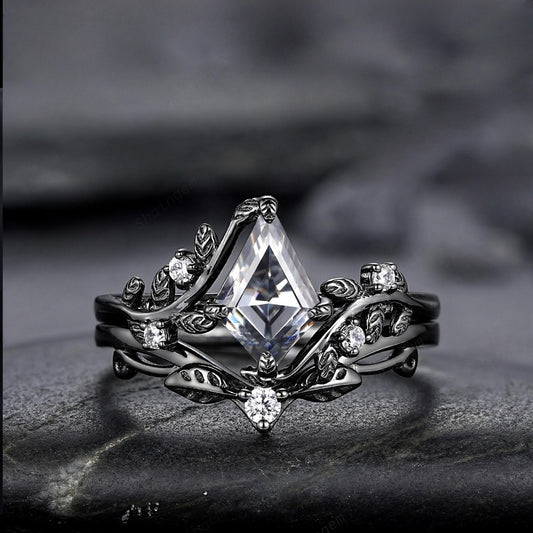 Beautiful Gold Ring with Unique Style
