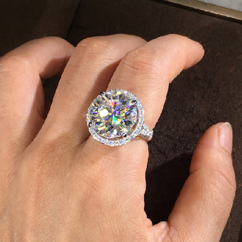 Classic Ring with Timeless Appeal