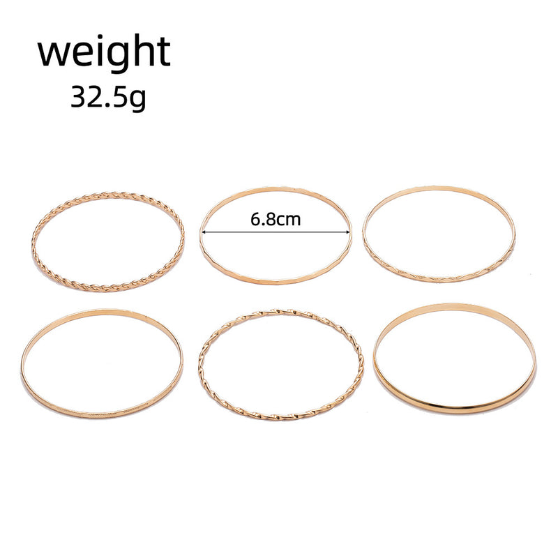 Stunning Gold Bracelet for Daily Wear