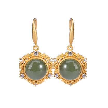 Charming Silver Earring for Any Occasion