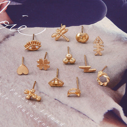 Stunning Gold Earring for Daily Wear