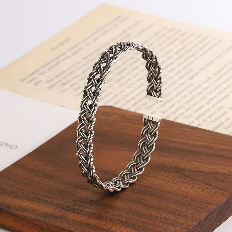 Romantic Bracelet for Special Moments