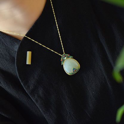 Stunning Gold Necklace for Daily Wear