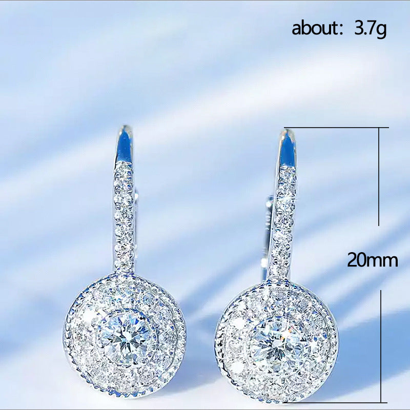 Charming Earring for Any Occasion