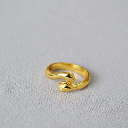 Charming Gold Ring for Any Occasion