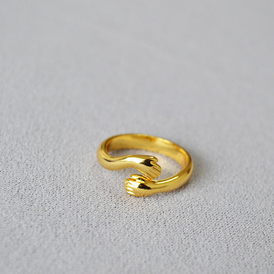 Charming Gold Ring for Any Occasion