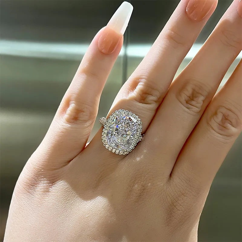 Stunning Ring for Daily Wear