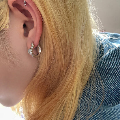 Charming Earring for Any Occasion