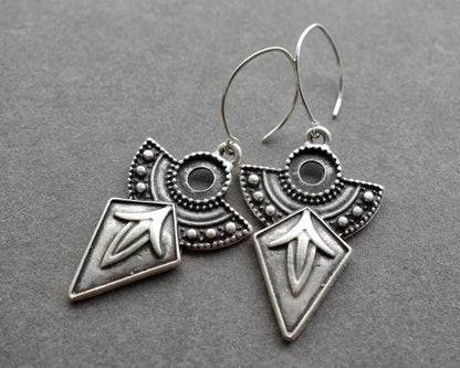 Classic Earring with Timeless Appeal